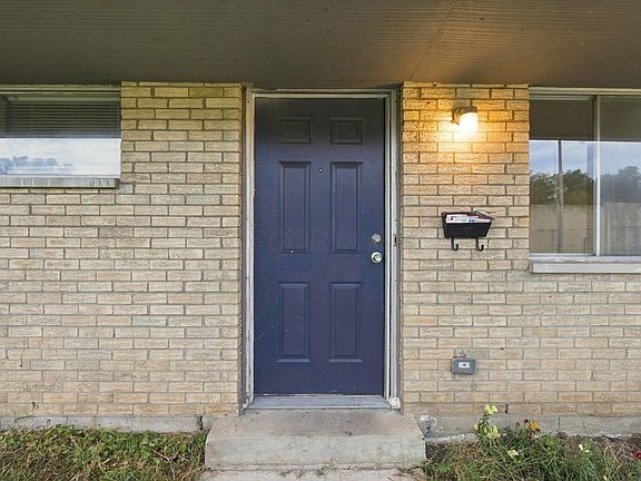 3rd image of 3596 E Dublin Granville Rd