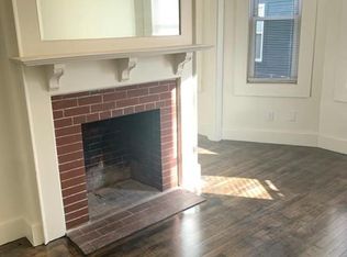 62 Huntington St APT 1, Lowell, MA 01852