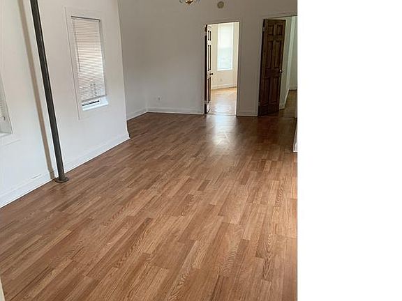 4th image of 2124 Vyse Ave Unit 3
