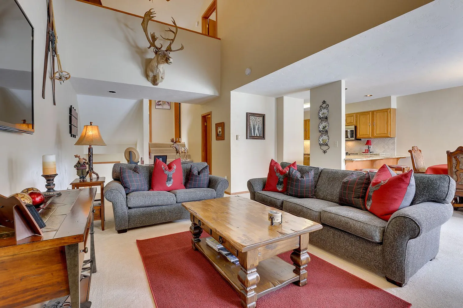 3 bed, 3.0 bath, 2594 sqft, $19,272 — Photo 3