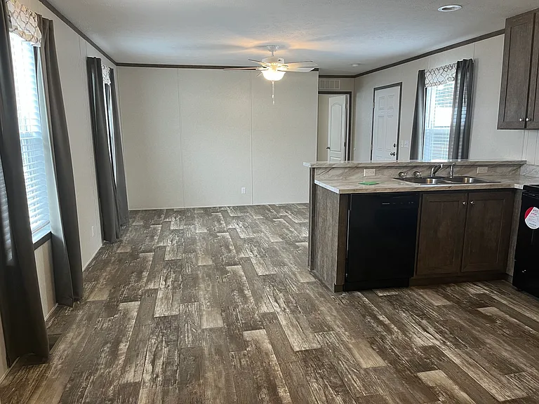 6610 Lear Nagle Rd #13 — Photo 17