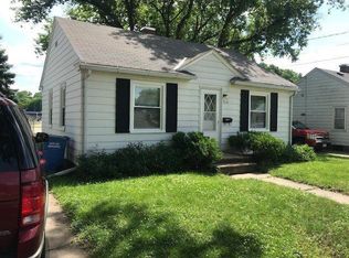 214 Badger Dr, Baraboo, WI 53913