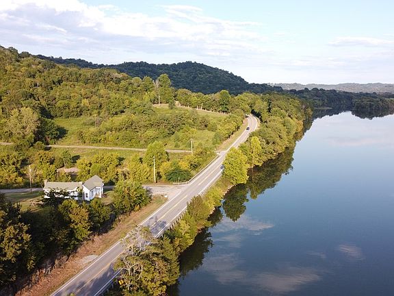 4th image of 2740 Gladdice Hwy