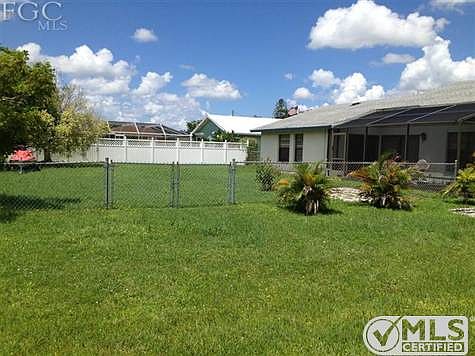 3rd image of 2326 SE 15th St #18