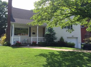 61 Birch St, Port Washington, NY 11050