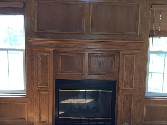Wood burning fireplace in livingroom