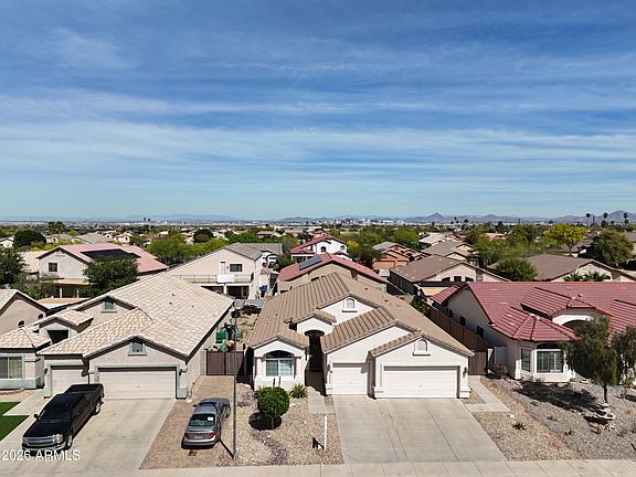 2nd image of 722 W BETH Drive