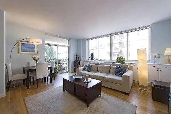 Rented by Town Residential | media 16