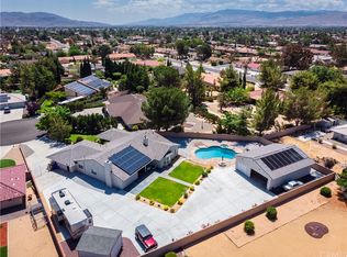 13322 Waco Dr, Apple Valley, CA 92308