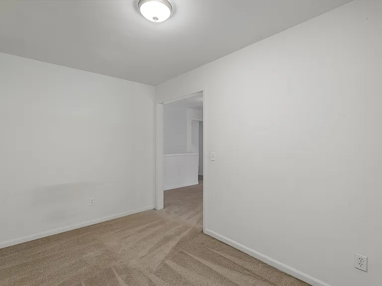 1341 Hollins Hall Ln — Photo 19