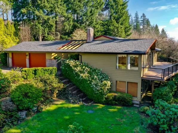 14020 SE 215th Ct, Damascus, OR 97089