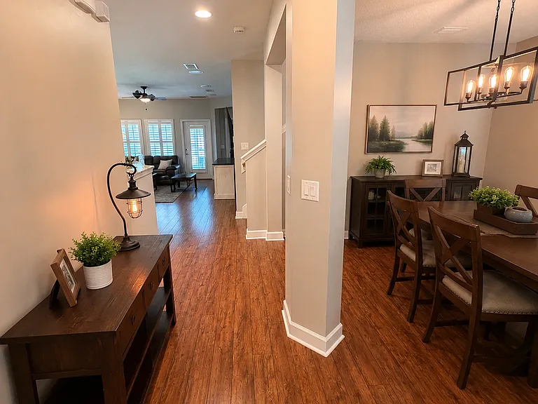 6408 Lavenhorn Ct — Photo 4