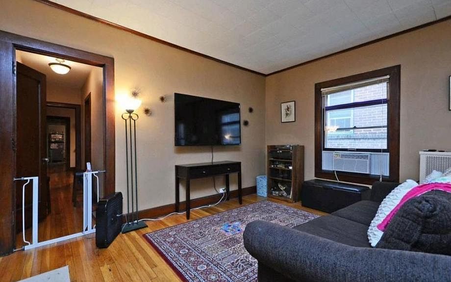 1st image of 3136 Girard Ave S APT 2