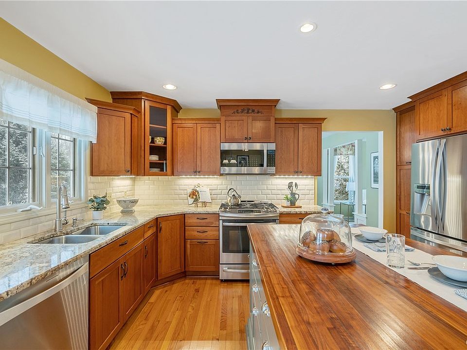 6109 Thunderhead Ln, Jamesville, NY 13078 Zillow