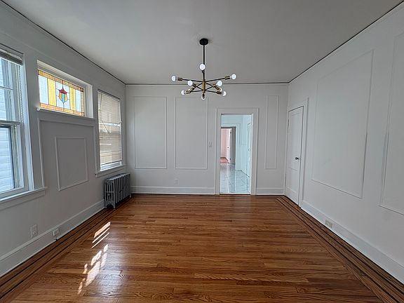 5th image of 105 N 15th St APT 1R