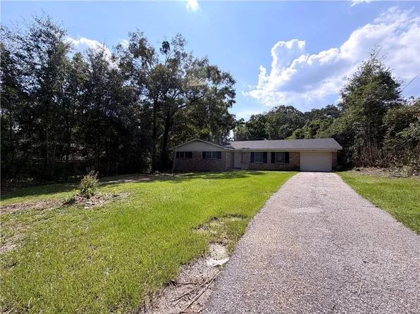 1254 Lake Cir W, Mobile, AL 36693