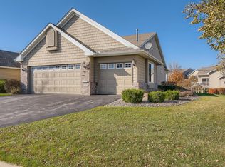 3868 Majestic Ln, Prior Lake, MN 55372