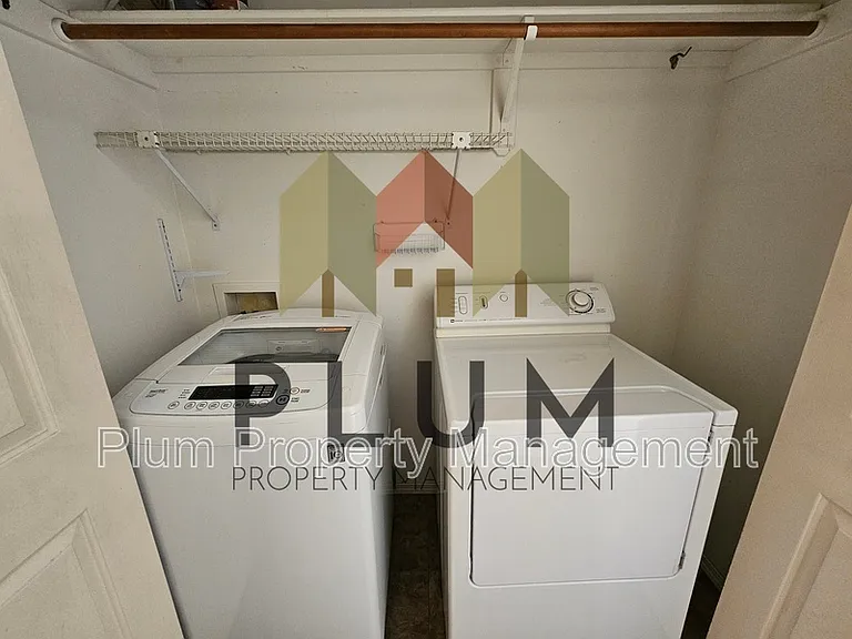5104 Village View Way #7 — Photo 18