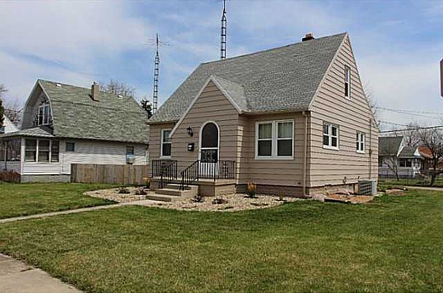 1st image of 2115 Sheffield Pl