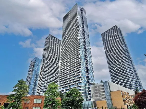 898 Portage Pkwy, Vaughan, ON