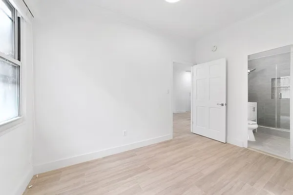 Rented by Oxford Property Group | media 27