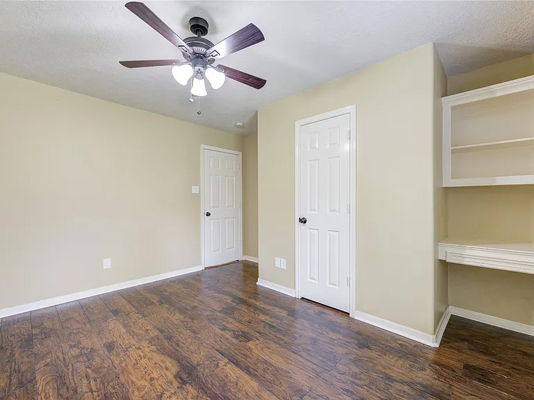 9550 Thousand Oaks Loop — Photo 29
