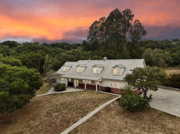 9156 Holly Hill Dr, Salinas, CA 93907