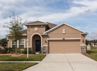 3863 Tillman Dr, Zephyrhills, FL 33543