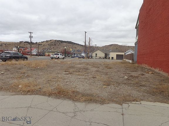2nd image of 500 E Park Ave