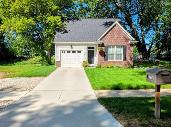 109 N Fountain St, Marshall, MI 49068