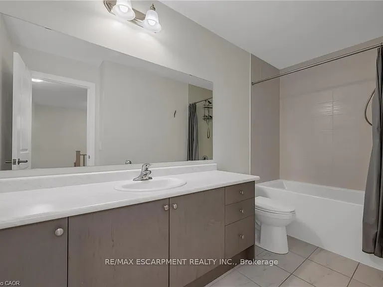 4086 Canby St — Photo 6