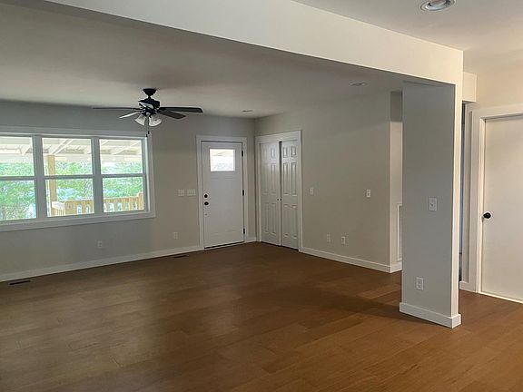 2nd image of 853 Treewood Dr