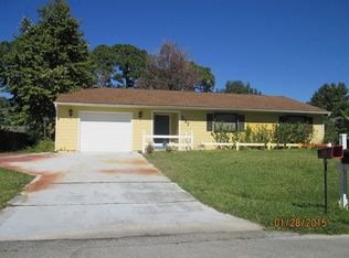 537 NW Argosy Ave, Pt Saint Lucie, FL 34953