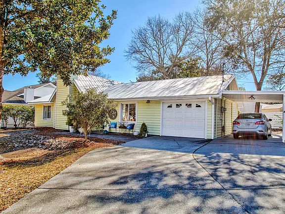 2nd image of 411 Sunset Trail