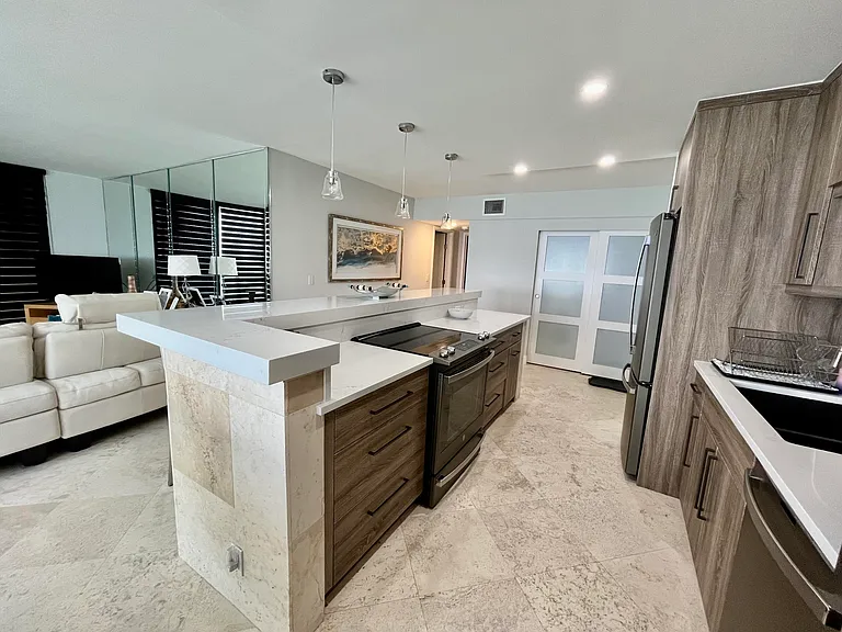 5440 N Ocean Dr #1107 — Photo 17