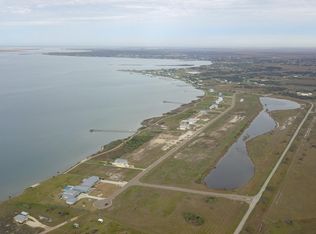 36 Bay Club Dr, Seadrift, TX 77983