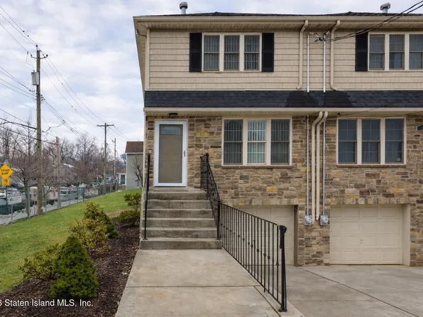 40 White St, Staten Island, NY 10305
