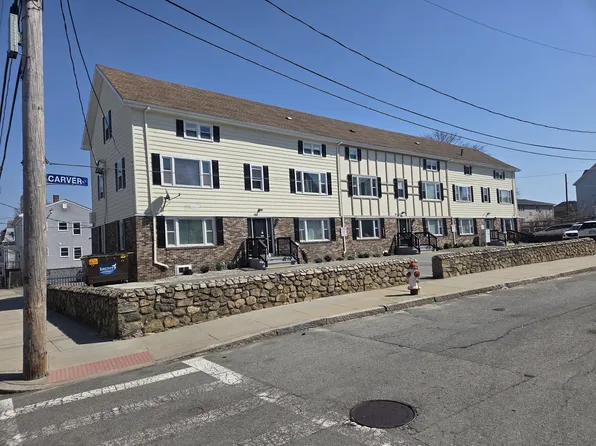 14 Carver St #E, Fall River, MA 02721