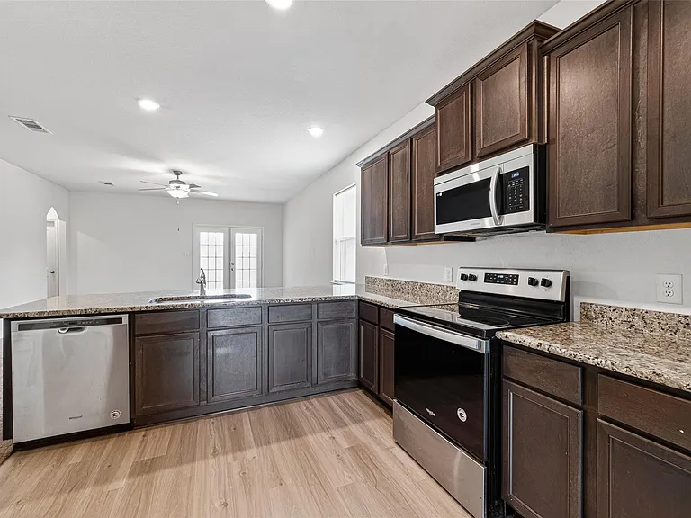 2128 Mule Ridge Dr — Photo 8