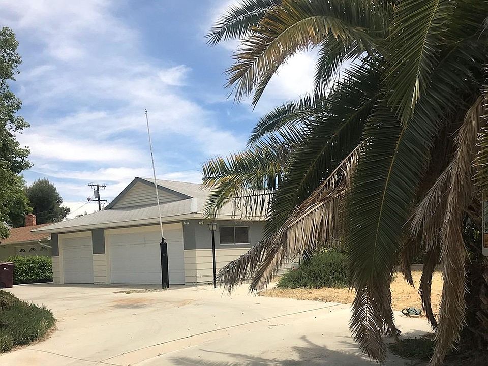 1st image of 40513 Sanalamar Dr