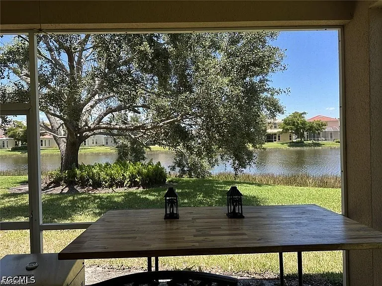 9120 Red Canyon Dr — Photo 2
