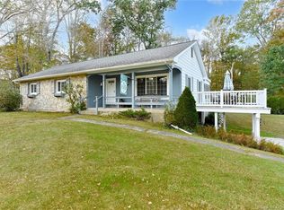 90 Abbey Rd, East Hampton, CT 06424