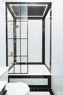 Rented by Nooklyn NYC LLC | media 60