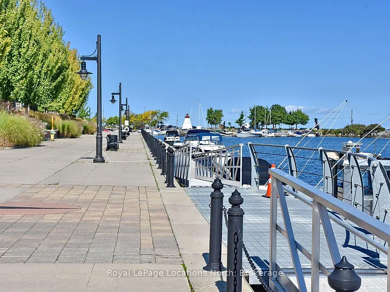 31 Huron St #603 — Photo 45