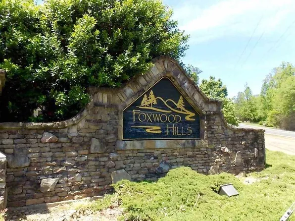 210 Brandywine Dr, Westminster, SC 29693