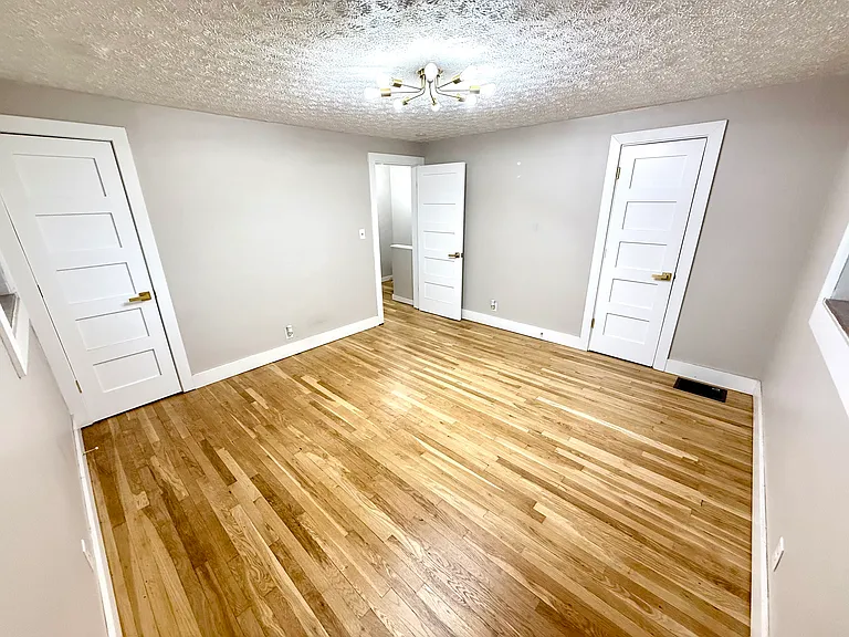 1864 Langham Rd — Photo 10