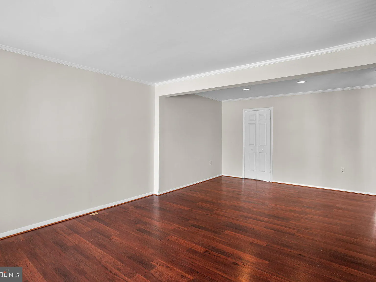 4 bed, 3.5 bath, 1725 sqft, $2,800 — Photo 4