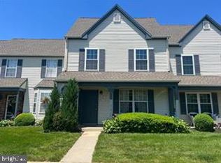 287 Knoll Dr, Blackwood, NJ 08012