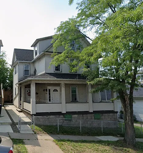 646 Beech St #1 Photo 1