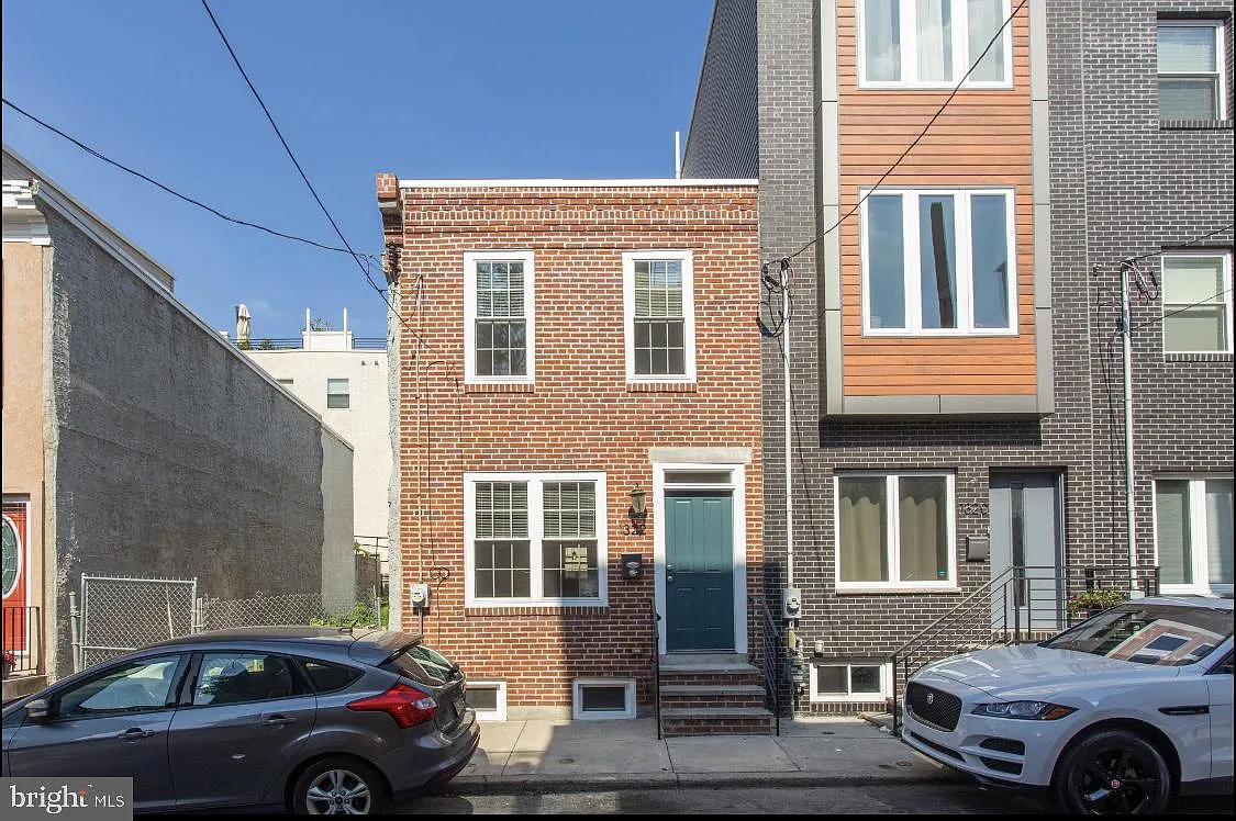 2 bed, 1008 sqft, $2,500 — Photo 1